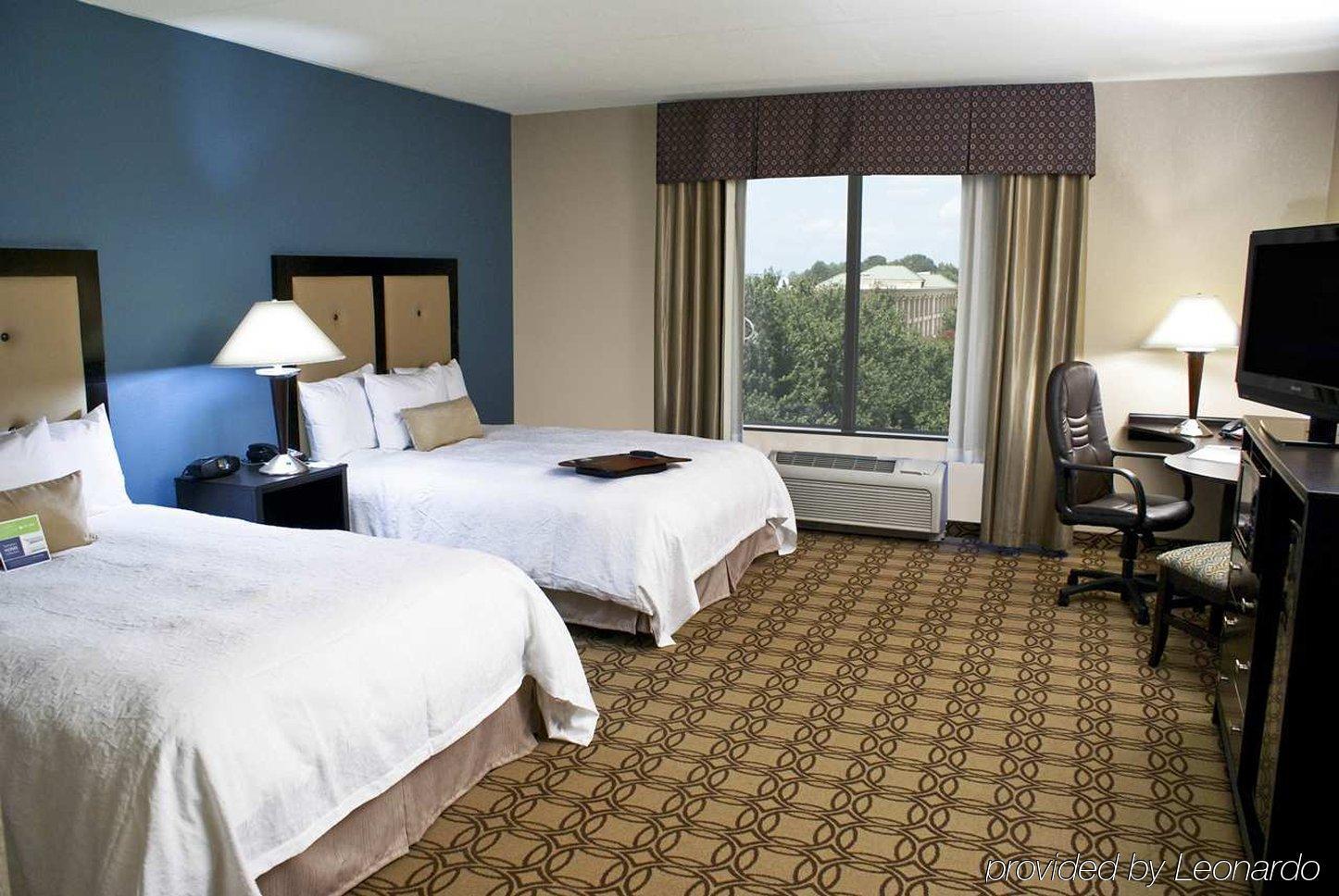 Hampton Inn & Suites Charlotte-Airport Quarto foto